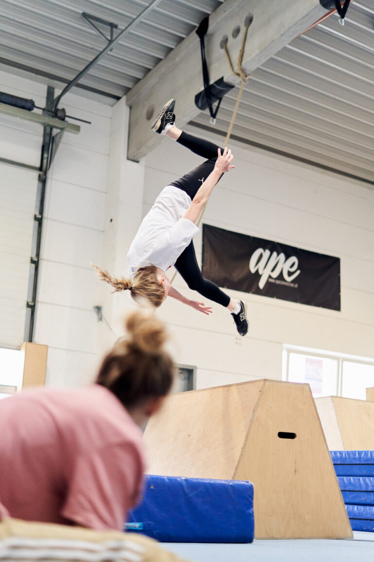 Frauentraining Parkour Freerunning Akrobatik Wien